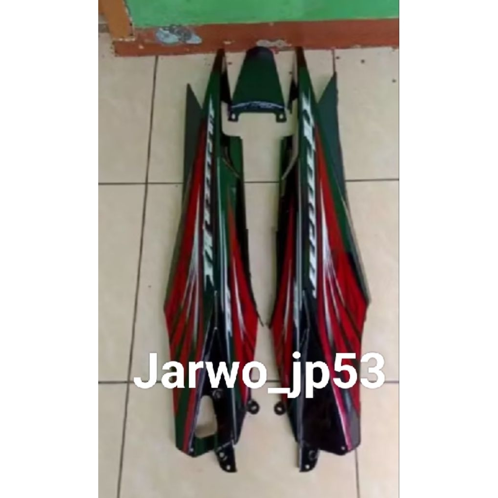 BODY BELAKANG JUPITER MX LAMA / MX OLD 2006 - 2010 HITAM