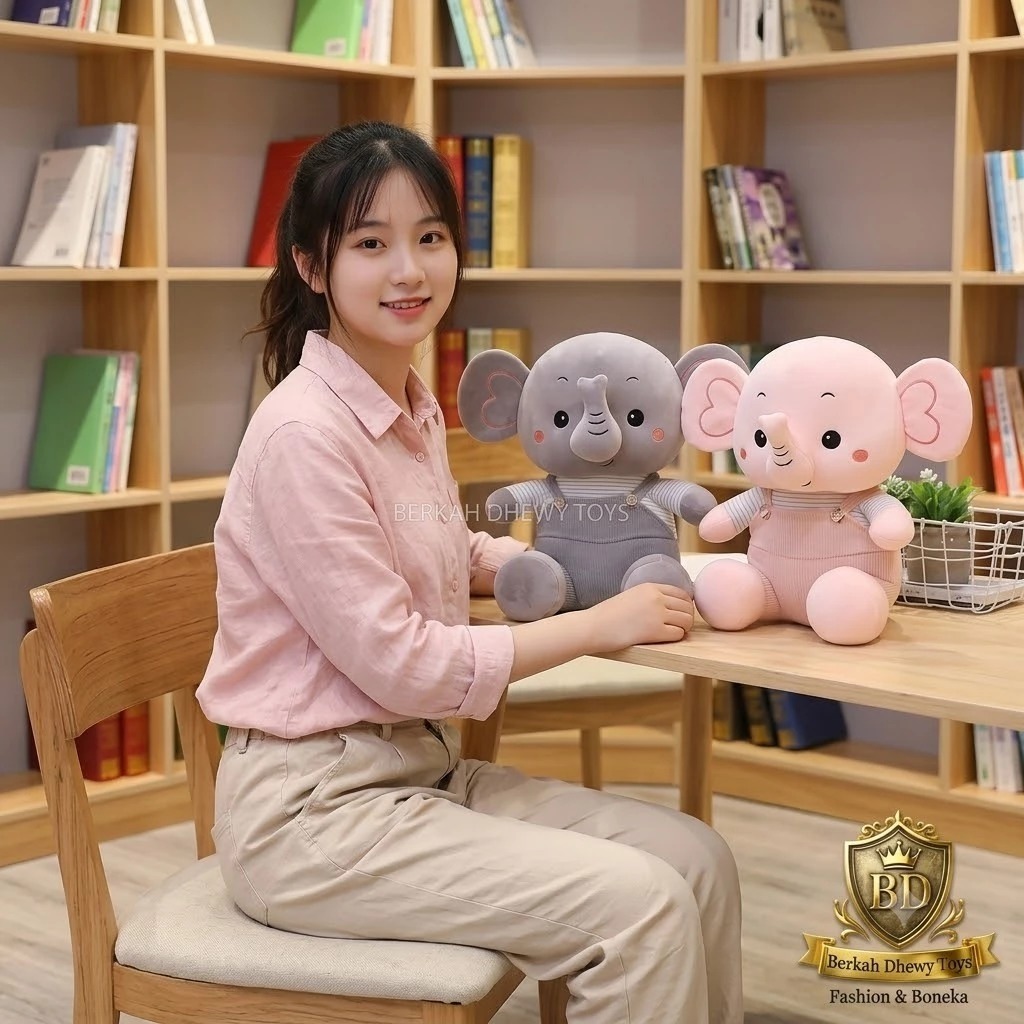 Boneka Mainan gajah pake baju/boneka gajah lucu imut/boneka gajah lembut