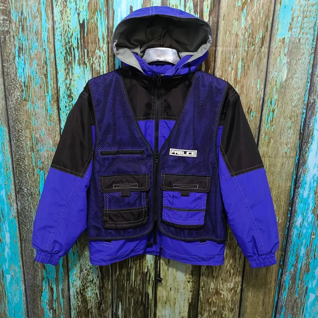 jaket snowboard FABLICE tebal size  L casual bagus