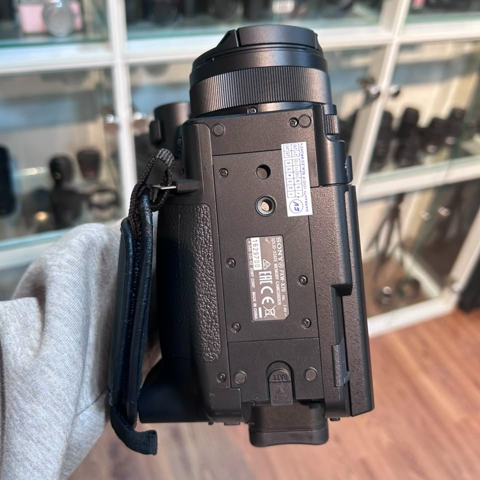 Sony PXW-X70 Second Like New Mulus Resmi Original Camcorder 4K Professional