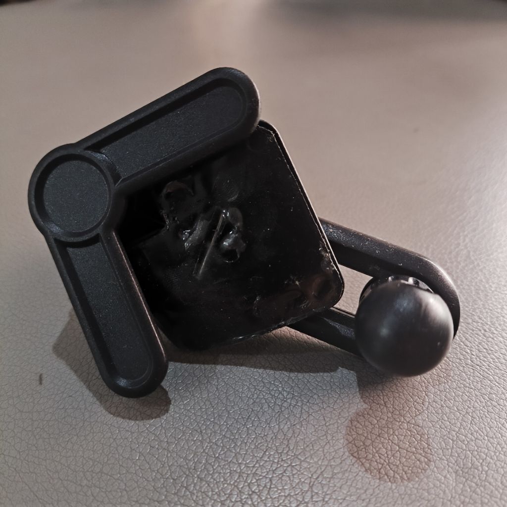 Preloved Phone Holder Layar Head Unit Mobil