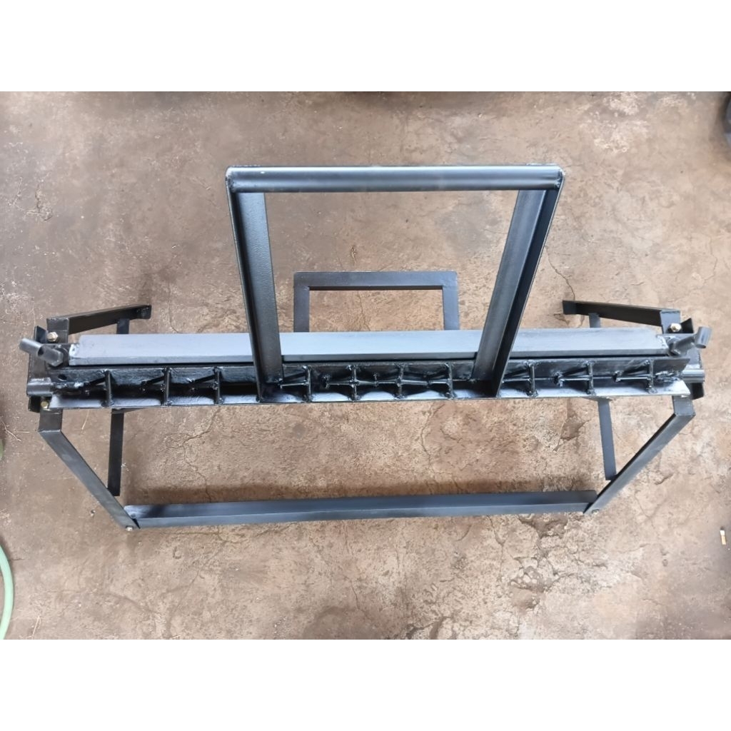 Alat bending plat besi