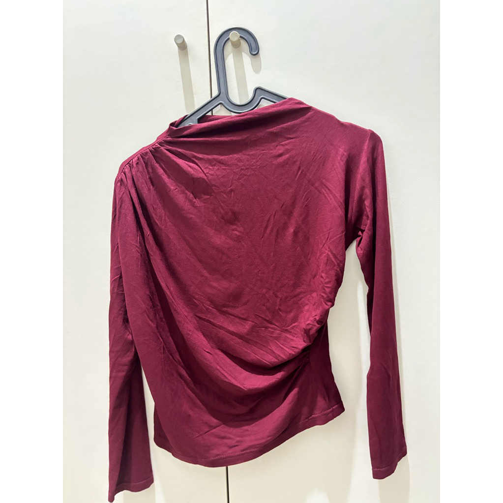 preloved baju kaos maroon