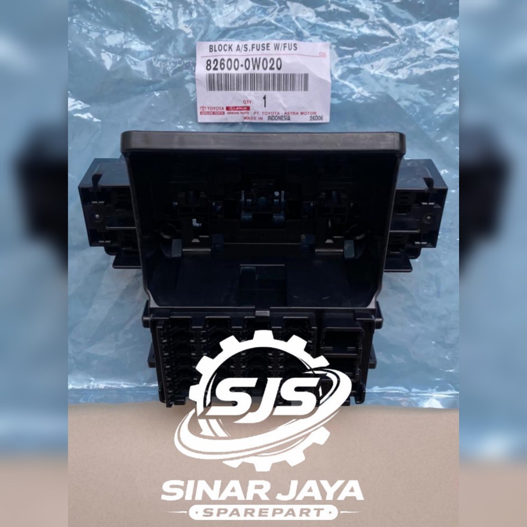 Box Sekring Atau Fuse Box Toyota Dyna 110 130 12 Volt (2010-2021) Hino Dutro 110 130 12 Volt (2010-2