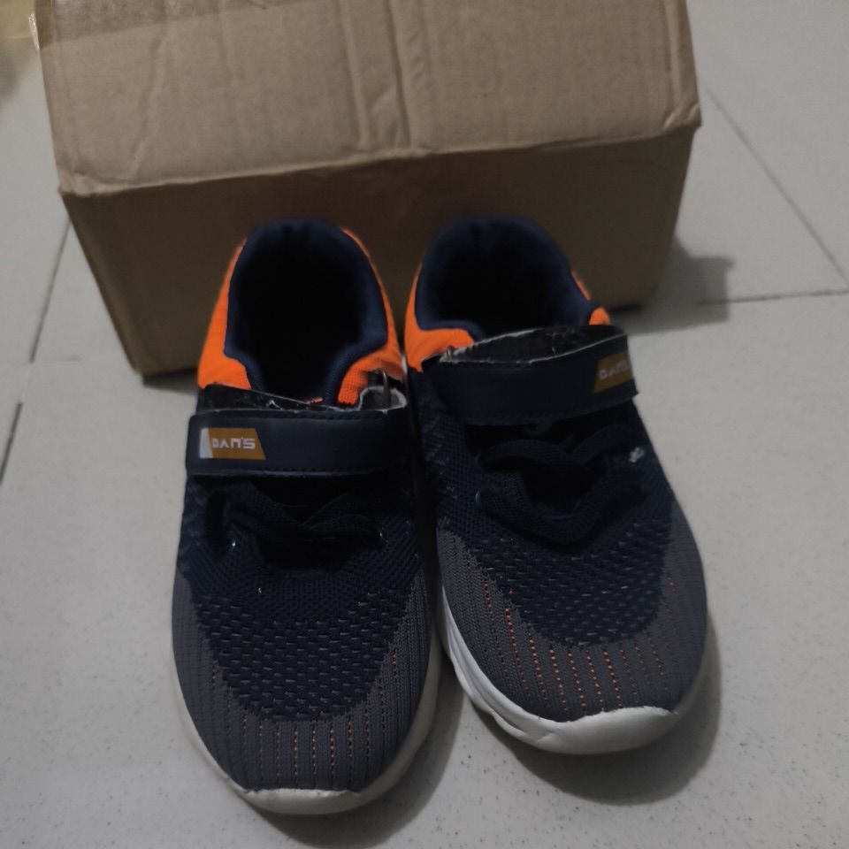 Sepatu dan's anak laki-laki/perempuan biru outsole 23 insole 18 bekas sesuai foto