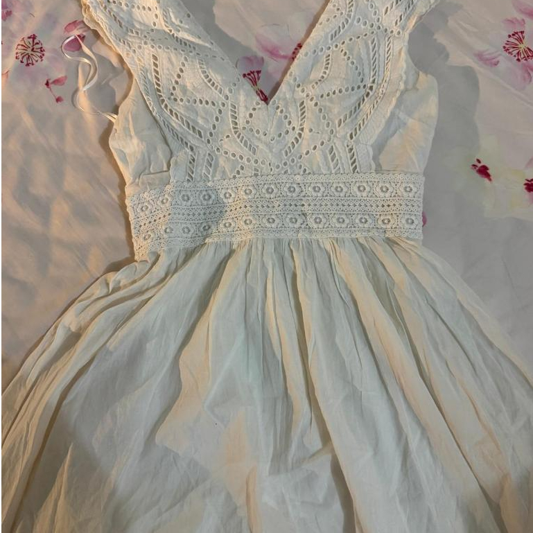 Dress Wanita Maxi Broderie Eyelet Lace Premium – Long Dress Casual Elegan