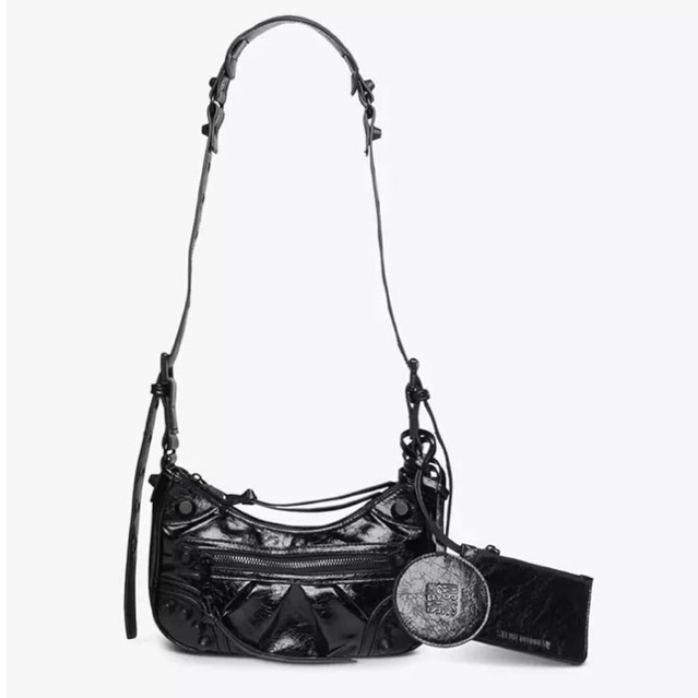STEVE MADDEN BGLOWING
