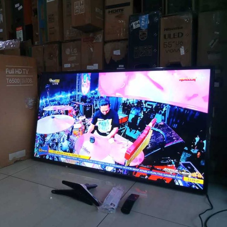 TV LED SAMSUNG SMART 43INC BISA YOUTUBE WIFI DLL, KONDISI BEKAS MASIH SEGEL 295J6A