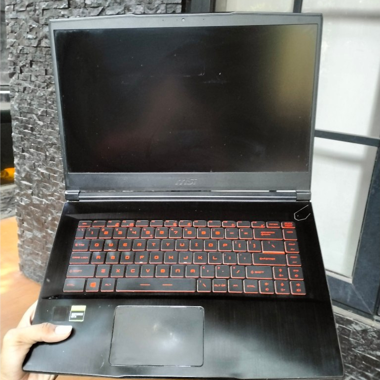 Laptop Gaming MSI GF63 Thin 10SCSR Intel Core i5-10500H RAM 16GB SSD 512GB NVIDIA GTX 1650Ti