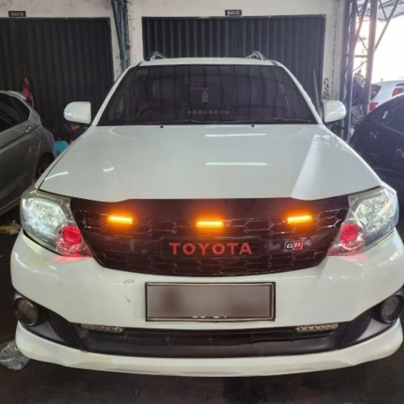 GRIL FORTUNER 2012 Gille Fortuner Led GRILL FORTUNER 2012 -2015