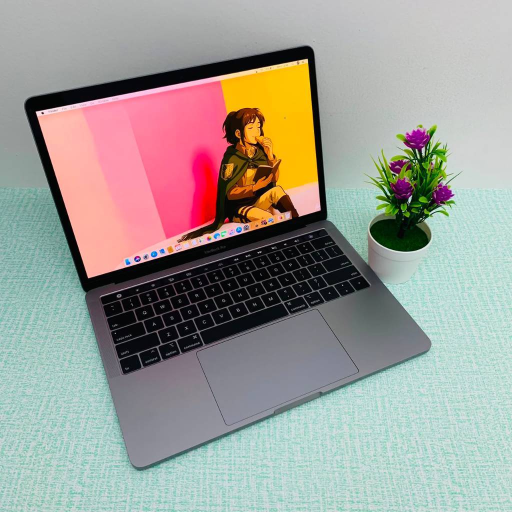 MacBook Pro 2019 Touchbar 13inch i5/i7 RAM 8 SSD 128/256GB SECOND LIKE NEWT