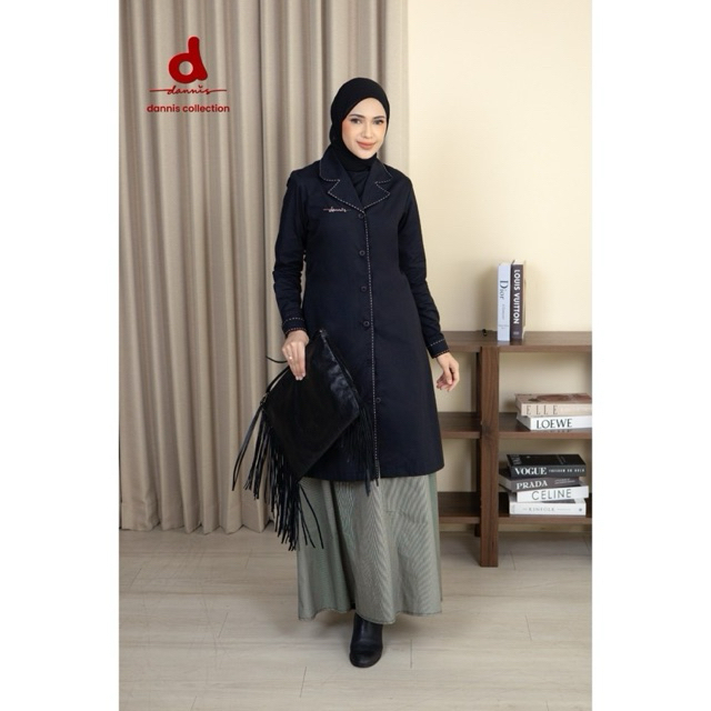 Setelan Dewasa Dannis D’Alina