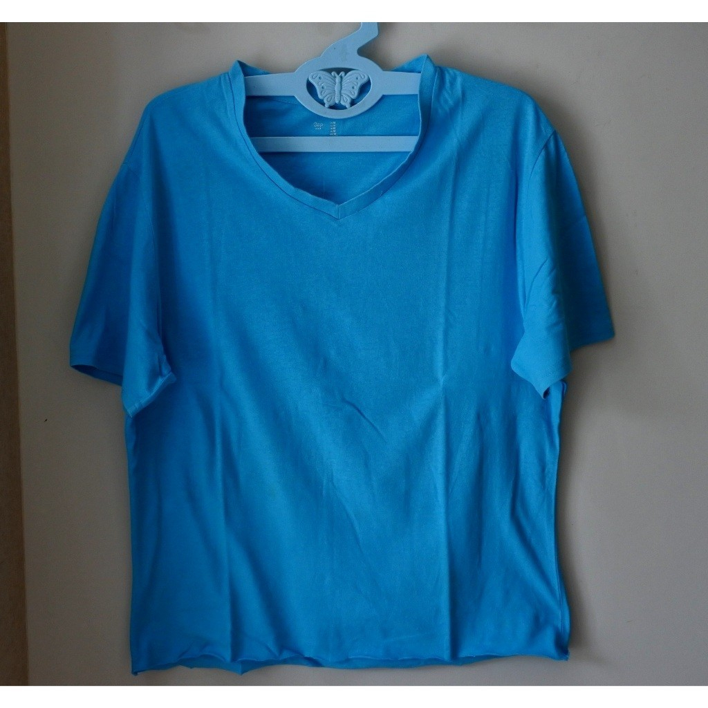 kaos GAP vneck original