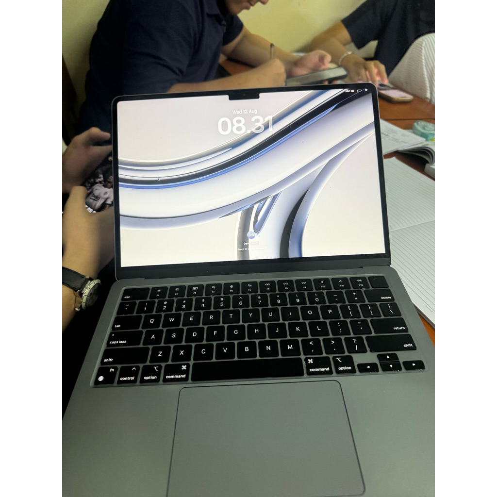 Macbook Air m2 8/256