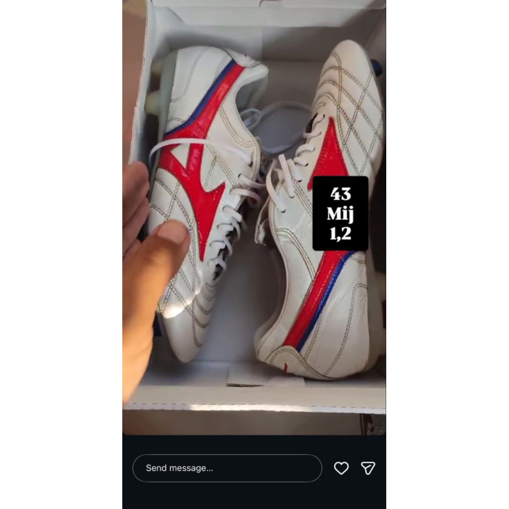 sepatu bola second mizuno japan 43