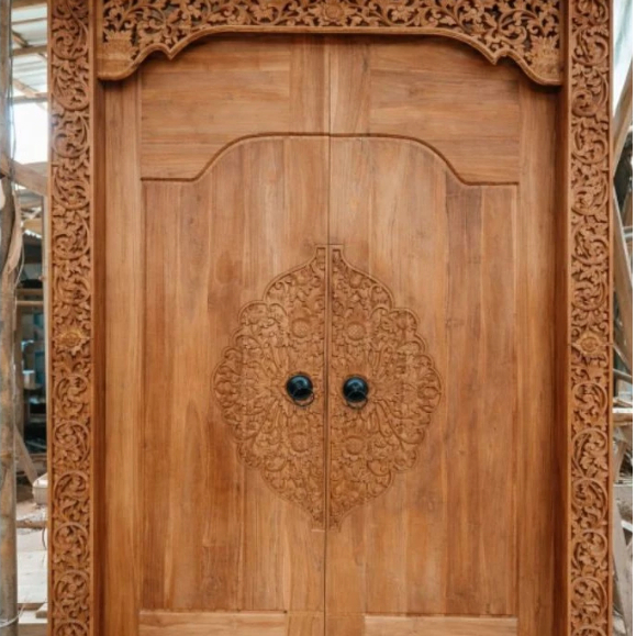 Kusen Pintu Gapura Ukir Gebyok Jati Serat Halus 180x270cm Mentah Finishing