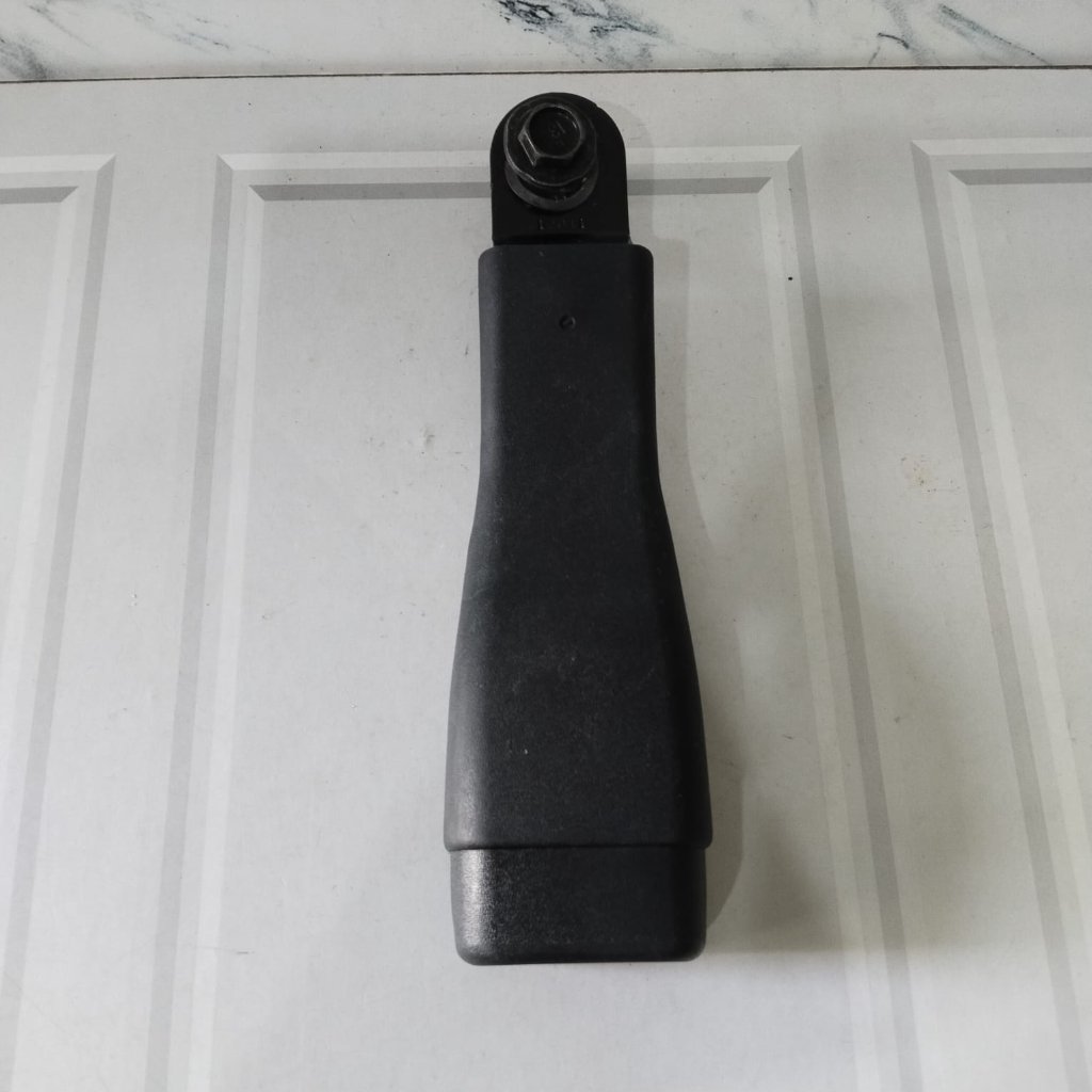 Lock safety belt mobil Avanza,xenia universal original