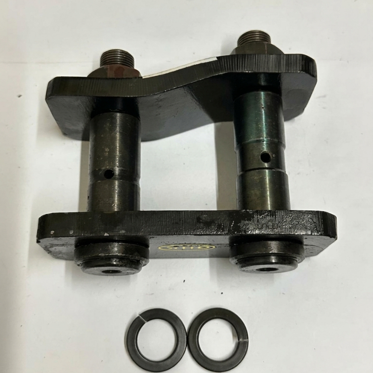 MC110332 Spring Shackle Front/Shackle Assy Mitsubishi