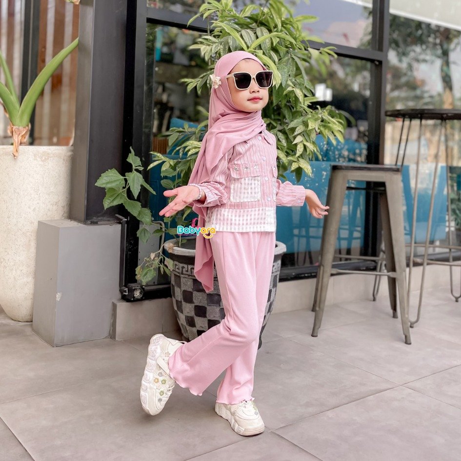 Oneset Anneta by babyara
