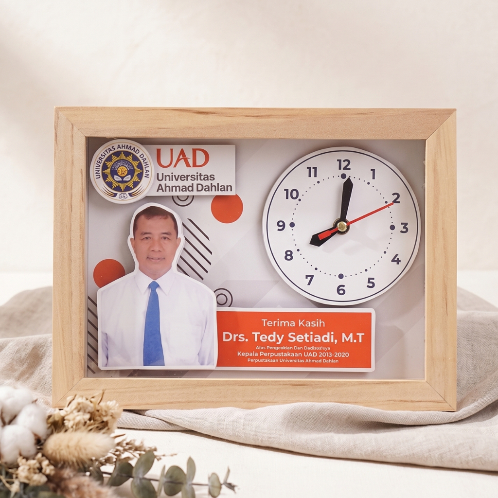 Kado Dosen Skripsi Perpisahan Farewell 3D Scrapframe Bingkai Kayu Jam Clock Custom