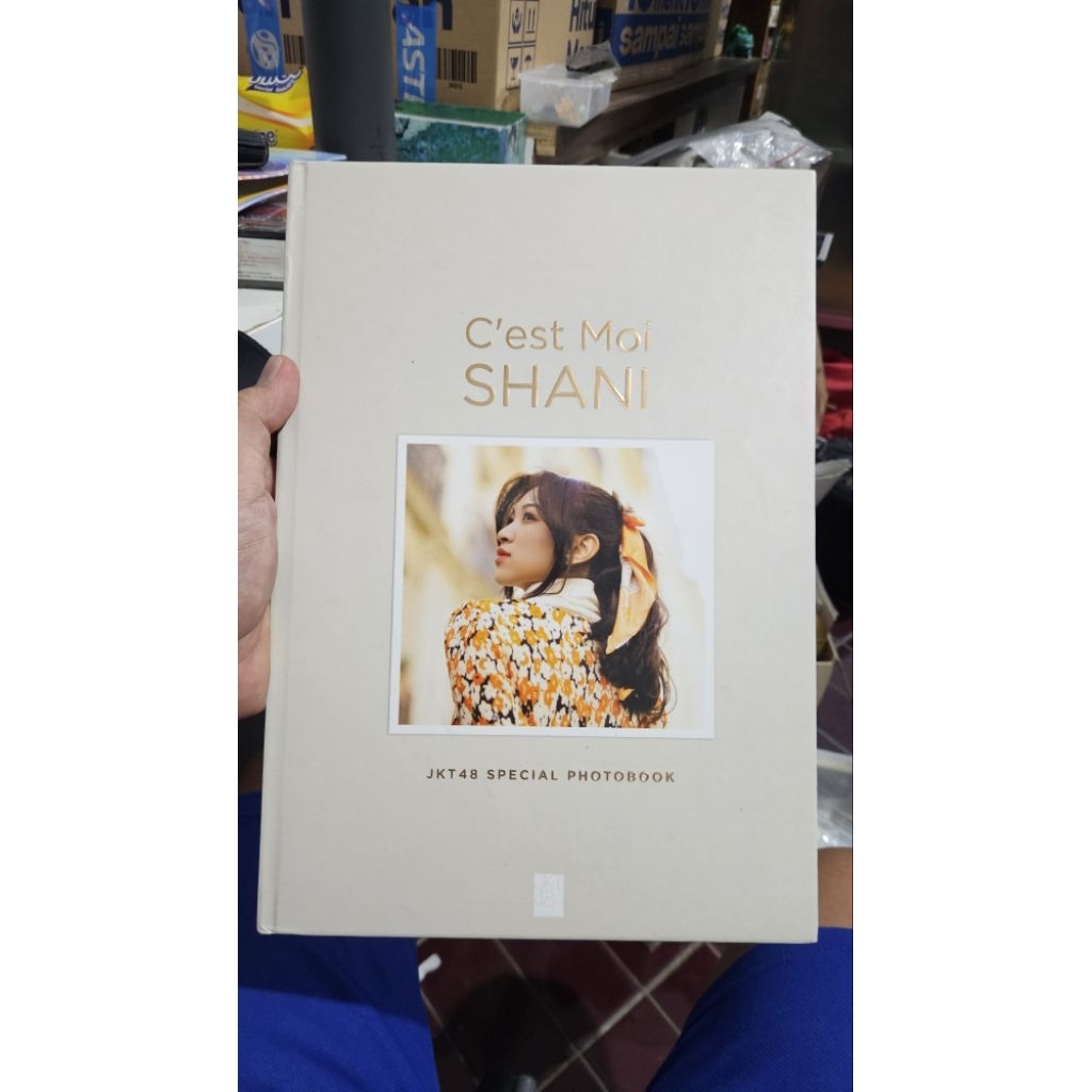 photobook / pb shani c'est moi shani