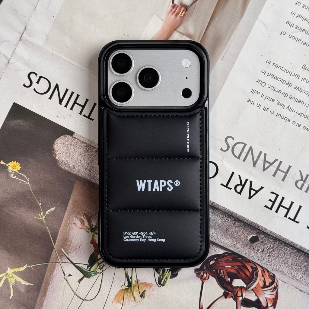 Pixpods Puffer Wtaps 04 | Case Iphone | 12 Pro Max | 13 Pro Max | 14 Pro Max | 15 Pro Max | 16 Pro m