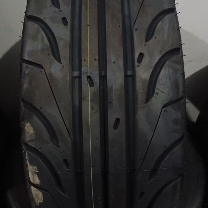 ACCELERA 651 SPORT TW 200 205 50 R16
