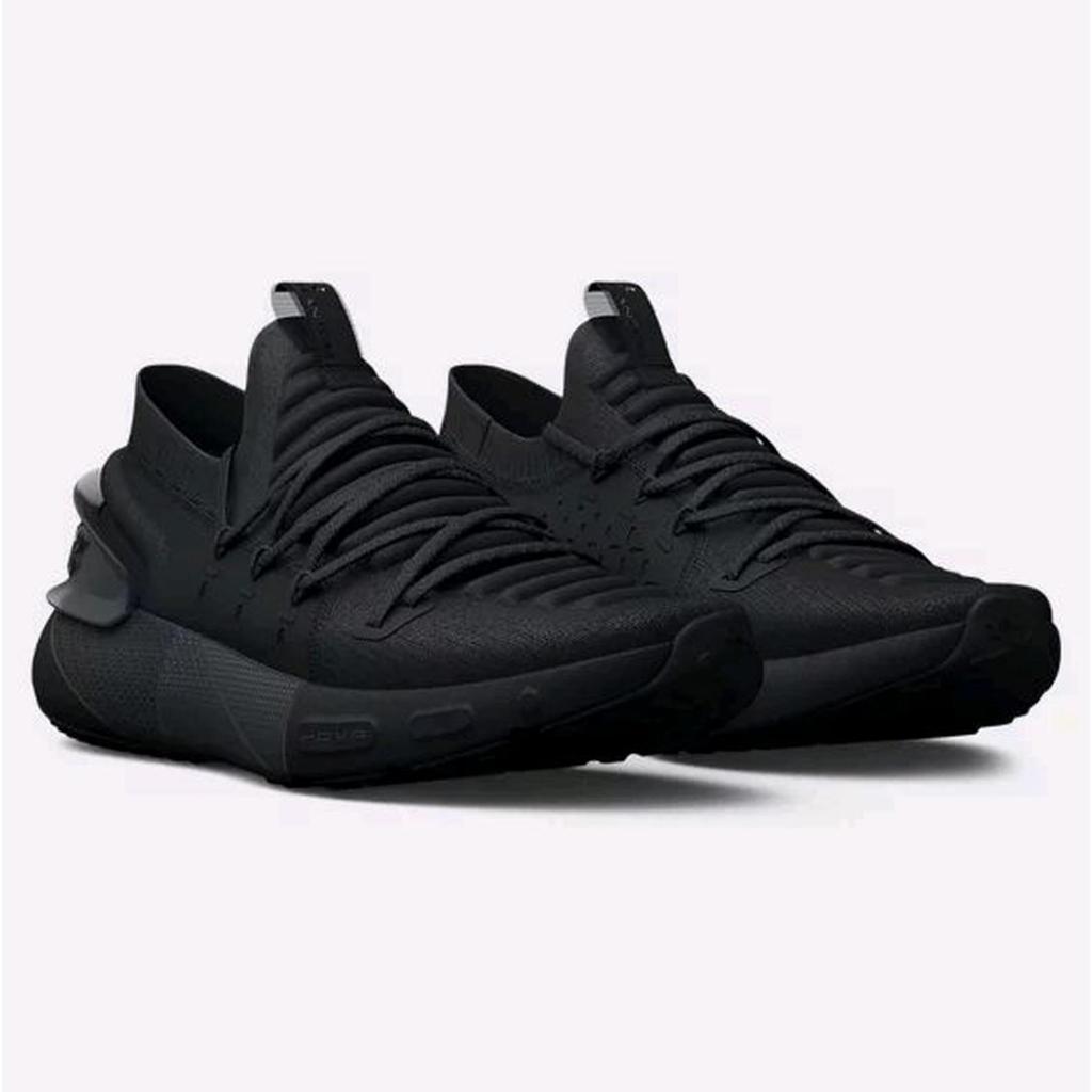 Sepatu lary hovr phantom 3 black
