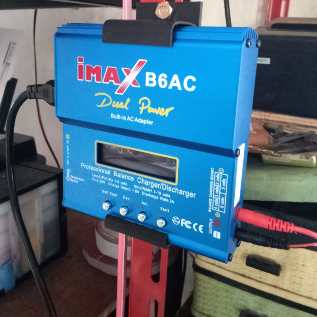 Stand Dudukan Charger Tempel IMAX B6AC