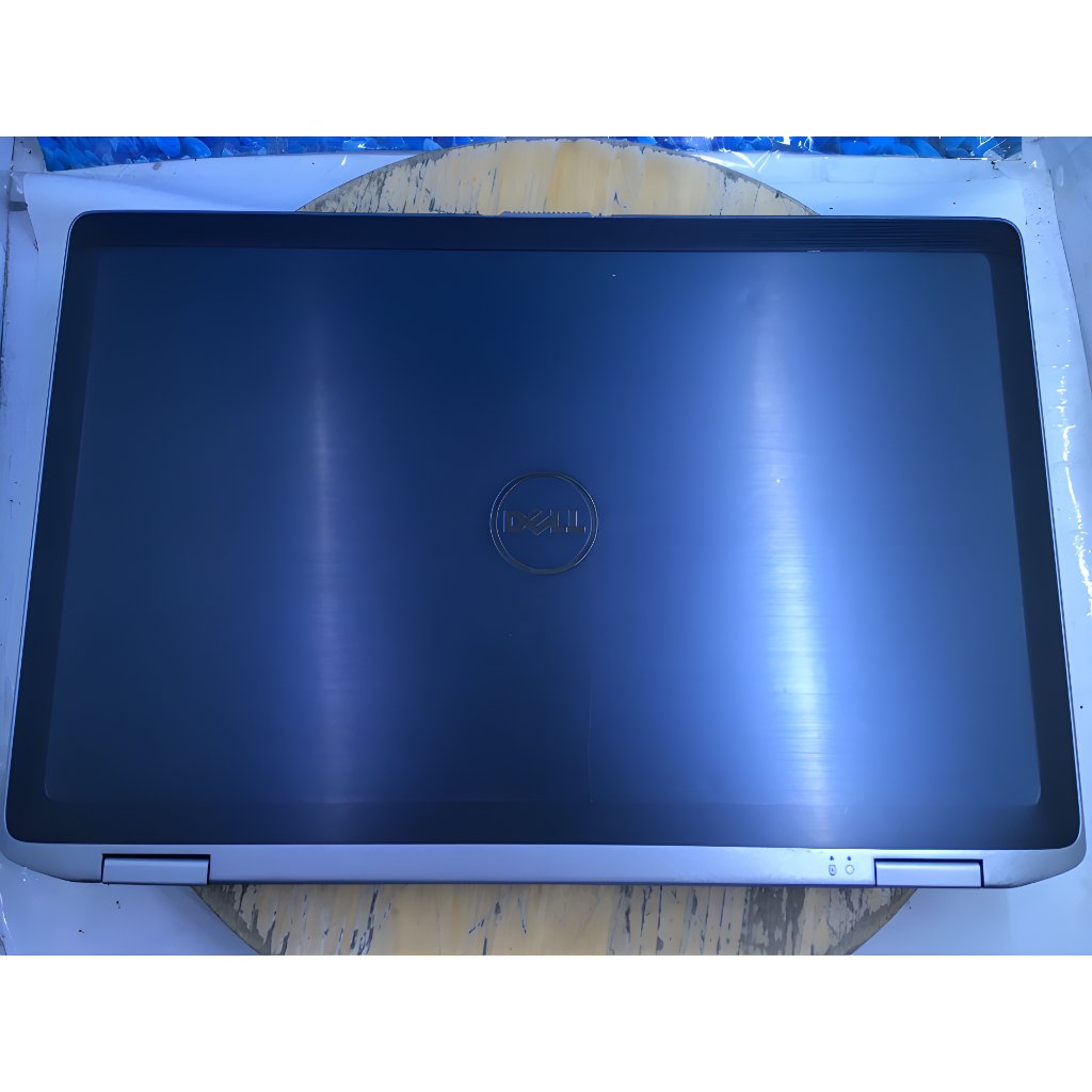 DELL LATITUDE E6520 I7 2640M 8GB RAM 128GB SSD 1600X900 NVIDIA BACKLIT MULUS MURAH GOOD 0512
