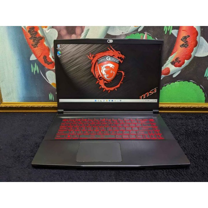 Laptop Gaming MSI Bravo 15 Ryzen 5 4600H 8/512 Mulus