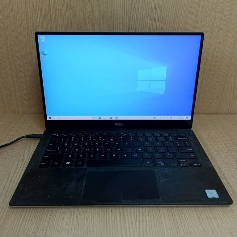 Laptop Dell XPS 13 9343 intel core i7-6560U*