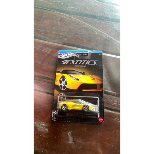 hotwheels la ferrari