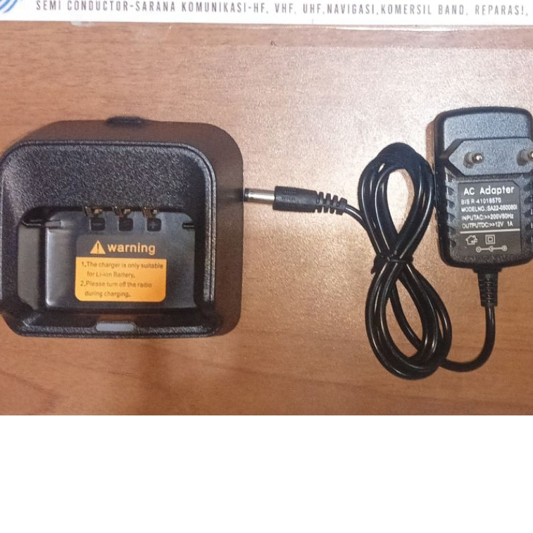 CHARGER HT BERLIN BL-889