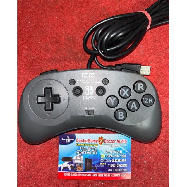 Kontroler Nintendo Switch Hori Fighting Commander DP-L1-RS