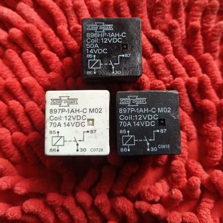 RELAY KOTAKB12V 70A /12V50A  .2,5X2,5 Cm