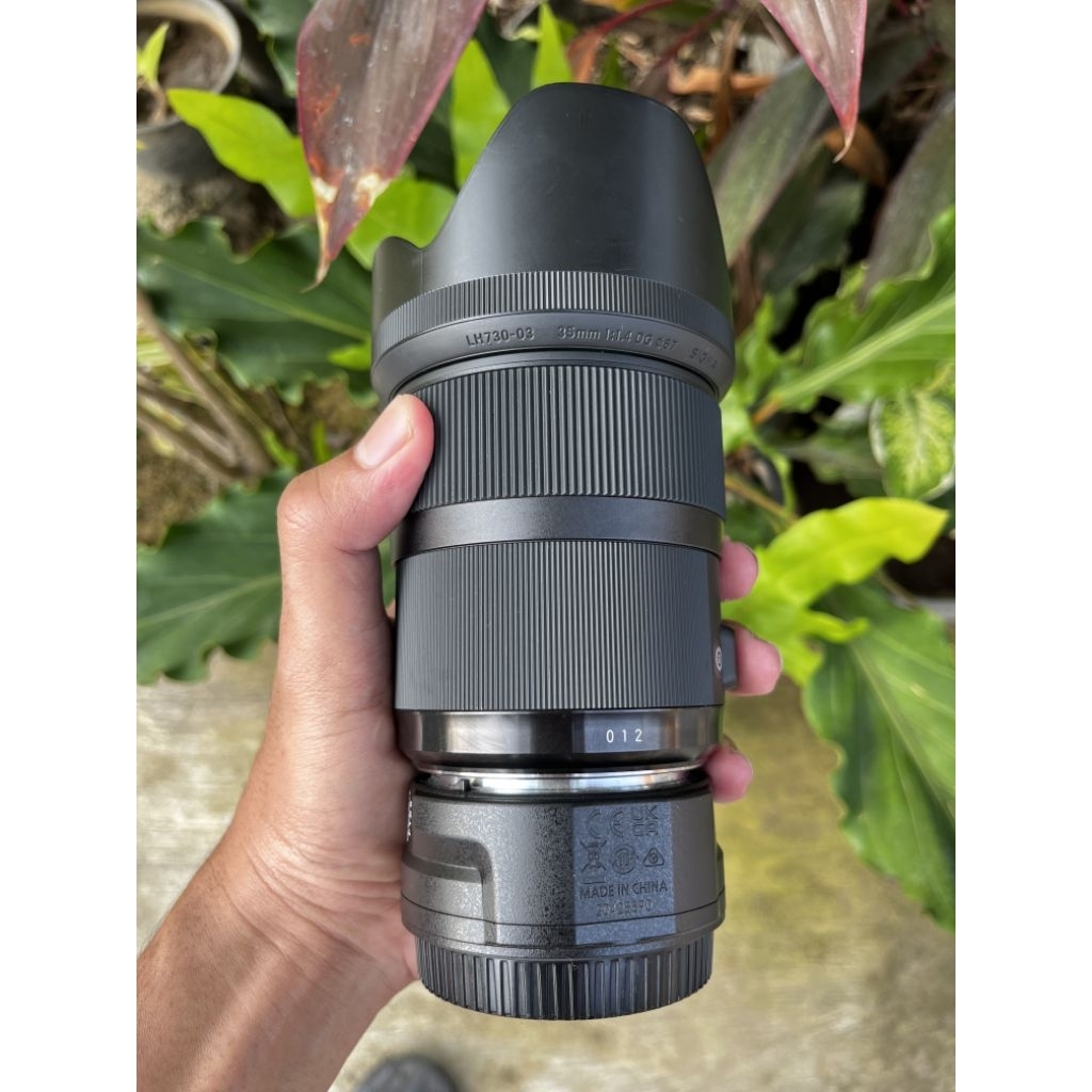 lensa sigma art 35mm + ftz ii for nikon like new
