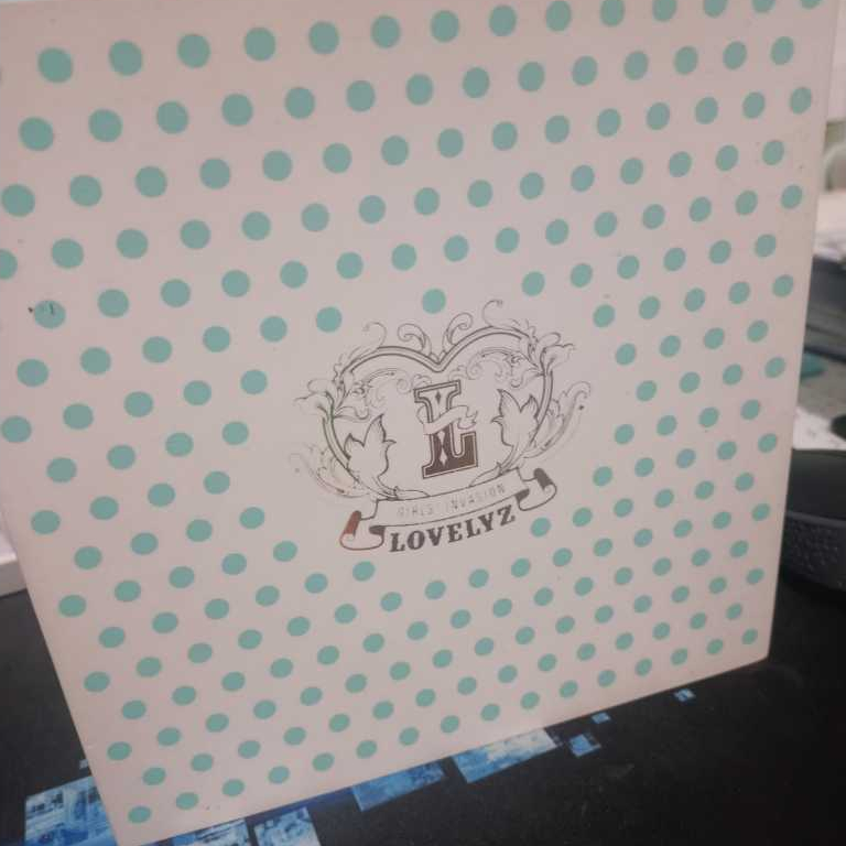 LOVELYZ GIRLS INVASION ALBUM