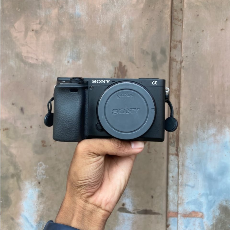 Sony A6400 Body Only Second Hand Full set Box