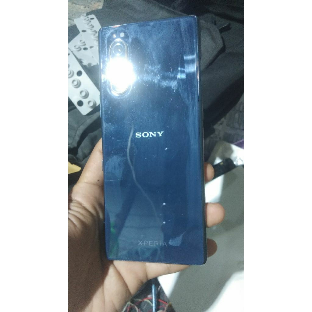 sony xperia bekas minus  lcd
