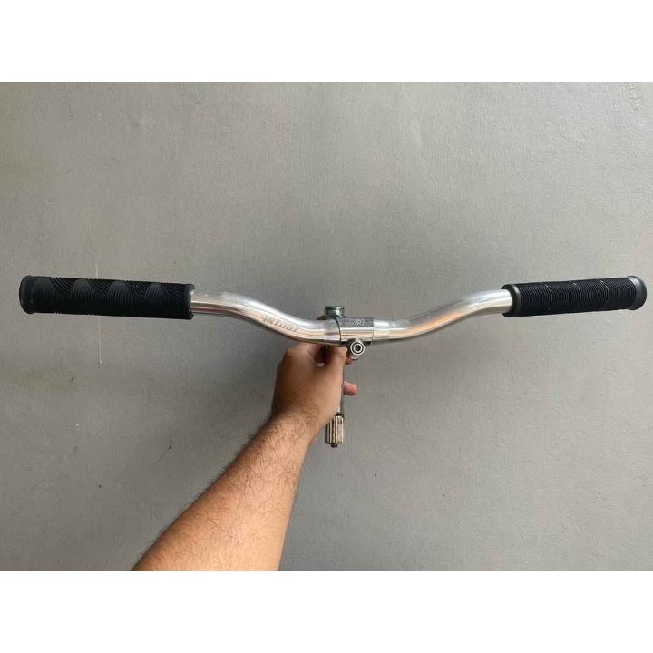 Barset Quilstem Nitto Simworks Gettin Hungry Tomato 100 mm, insert 22,2 clamp bar 25,4 risebar intro