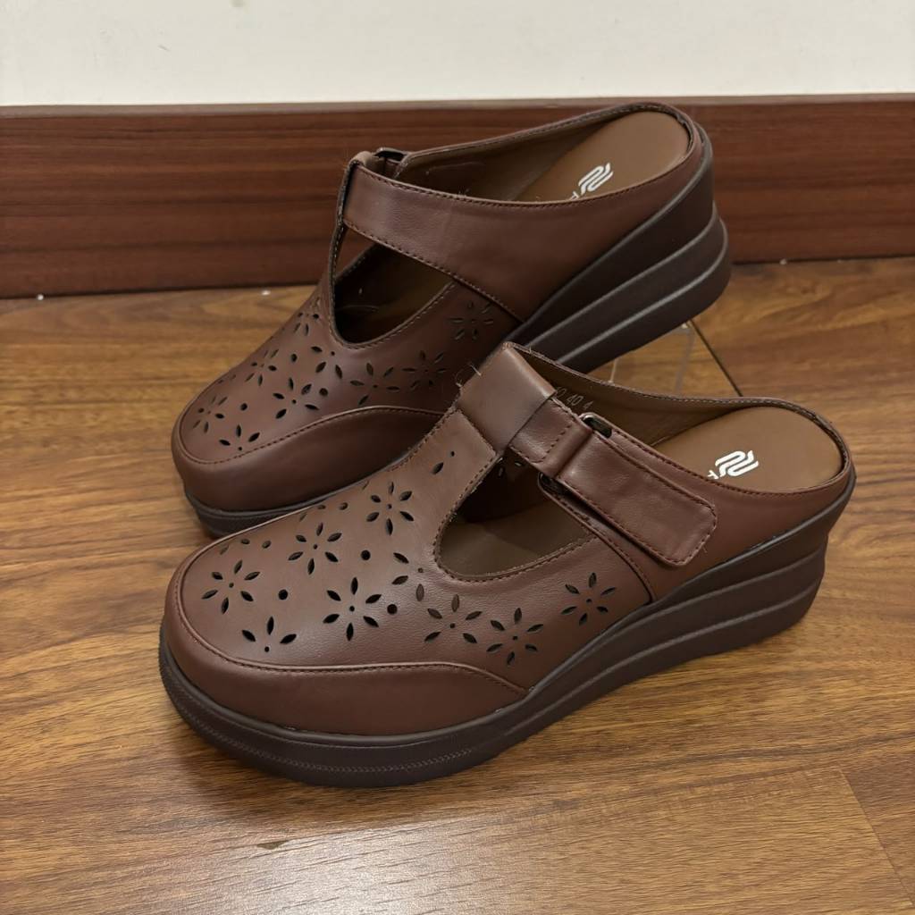 Pollux Bold WPOHS 02  Sandal Wedges Wanita Kekinian  | Sandal Kulit | Sandal Wedges Kekinian