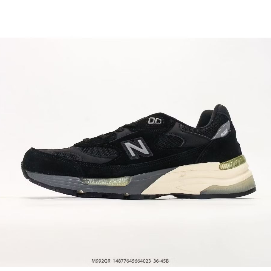 New Balance 992 Black Grey