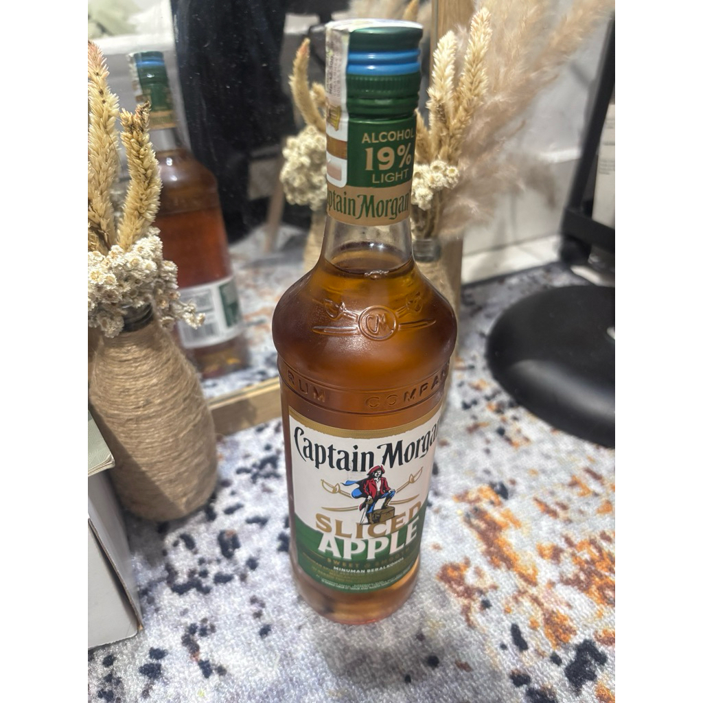 Captain Morgan Apple