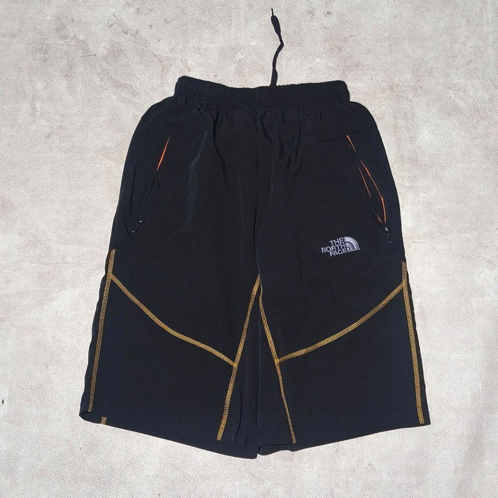 Celana Pendek TNF Hitam Preloved Ukuran 26-30