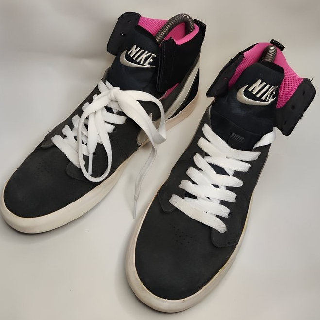 Nike Hally Hoop Size 37.5 Insole 23.5 CM Sepatu Sneakers Preloved Bekas Second