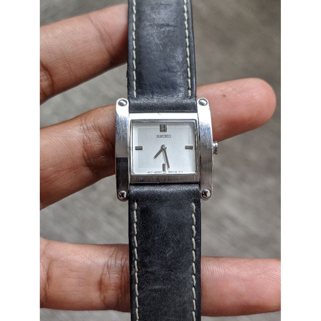 Jam Tangan Seiko Tank SUJD85P1 Second Original