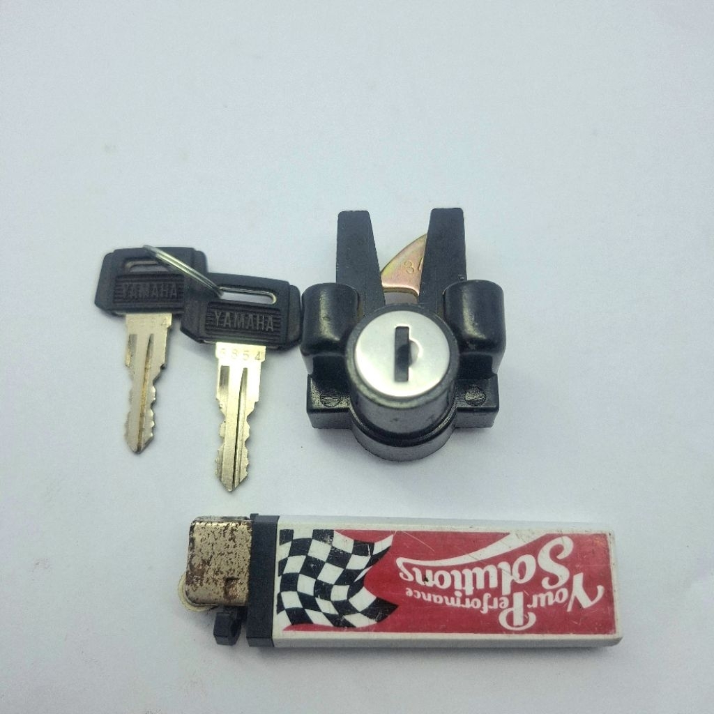 kunci jok YAMAHA V80 SUPER DELUXE ROBOT NOS