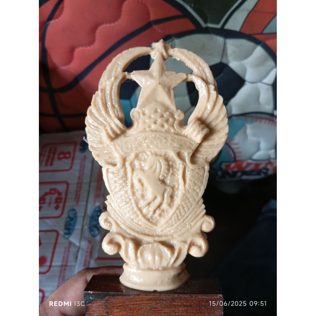 piala resin fibberglass untuk lomba burung