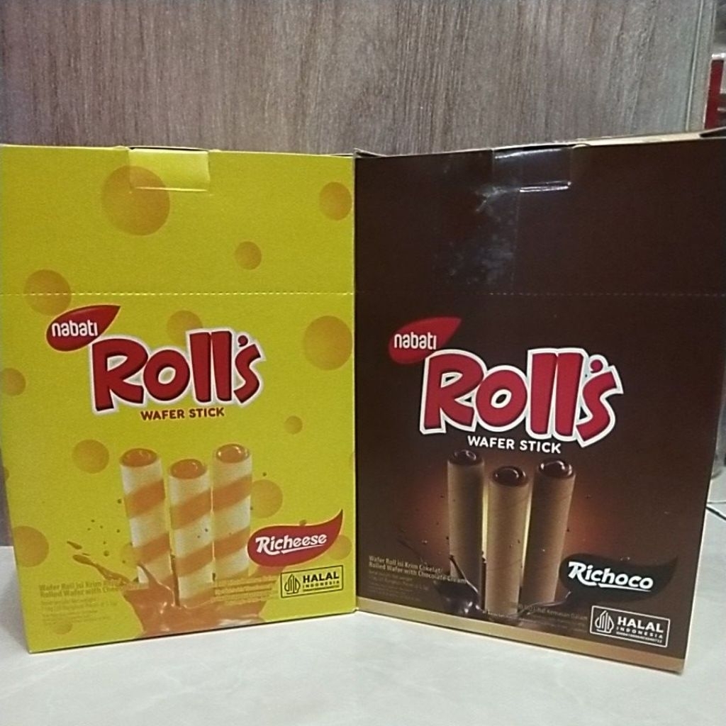 

Nabati Rolls Wafer stick isi 20 pcs halal